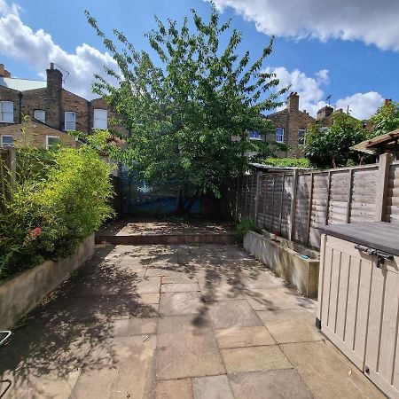 Single Room With En-Suite Shower Room In Zone 1 London Eksteriør bilde
